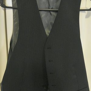 Pinstripe​ size medium men's vest
