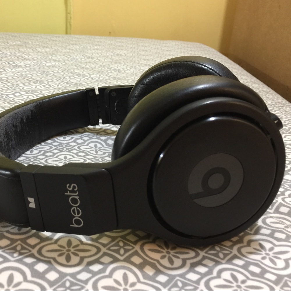 Dr dre still original from monster cable