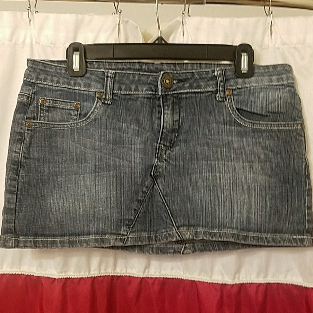 So Cal mini skirt