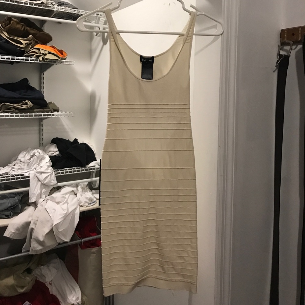 NWT BEBE BODYCON DRESS SMALL