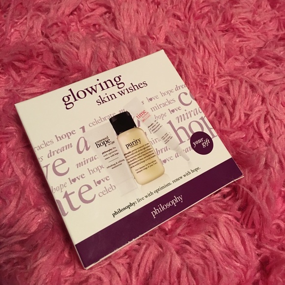 Philosophy "Dream" Makeup Bag - Picture 3 of 3