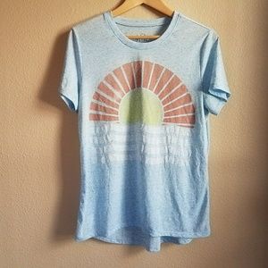 Fun Vintage Tee - EUC