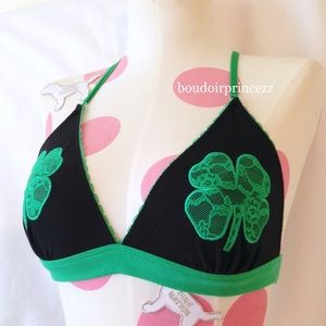 🌹 Victoria's Secret Clover Bralette