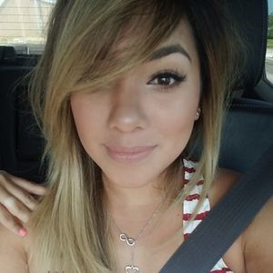 Meet your Posher, Gloria