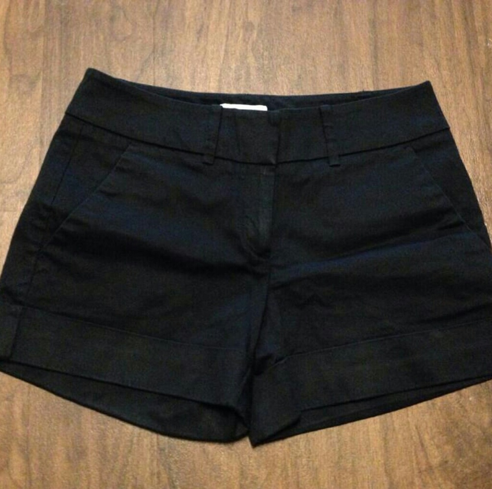 ☆☆SALE!! NEW YORK & COMPANY Short Pants