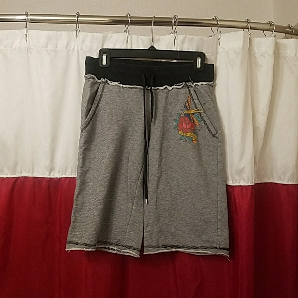 DKNY active shorts