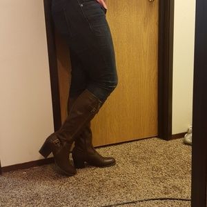 Brown White Mountain boots