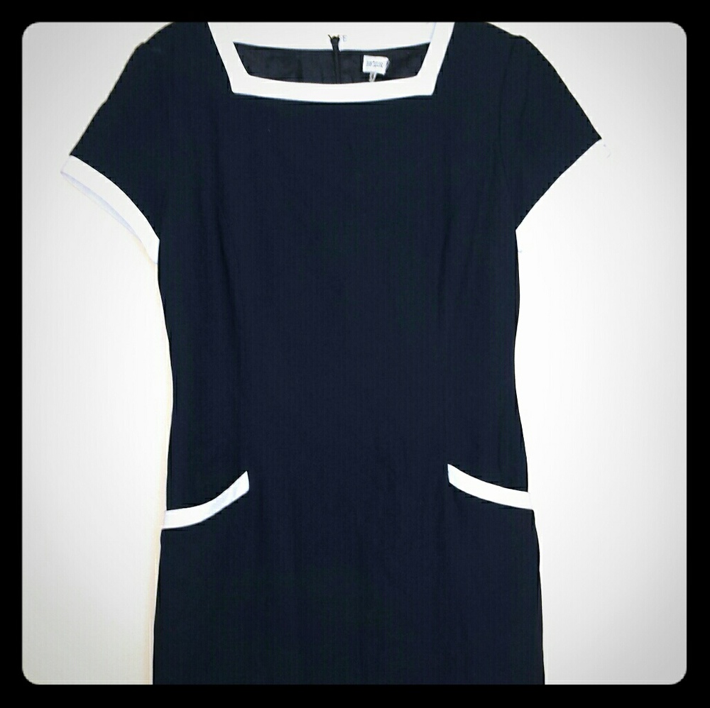 Navy Blue Vintage Dress with Pockets!