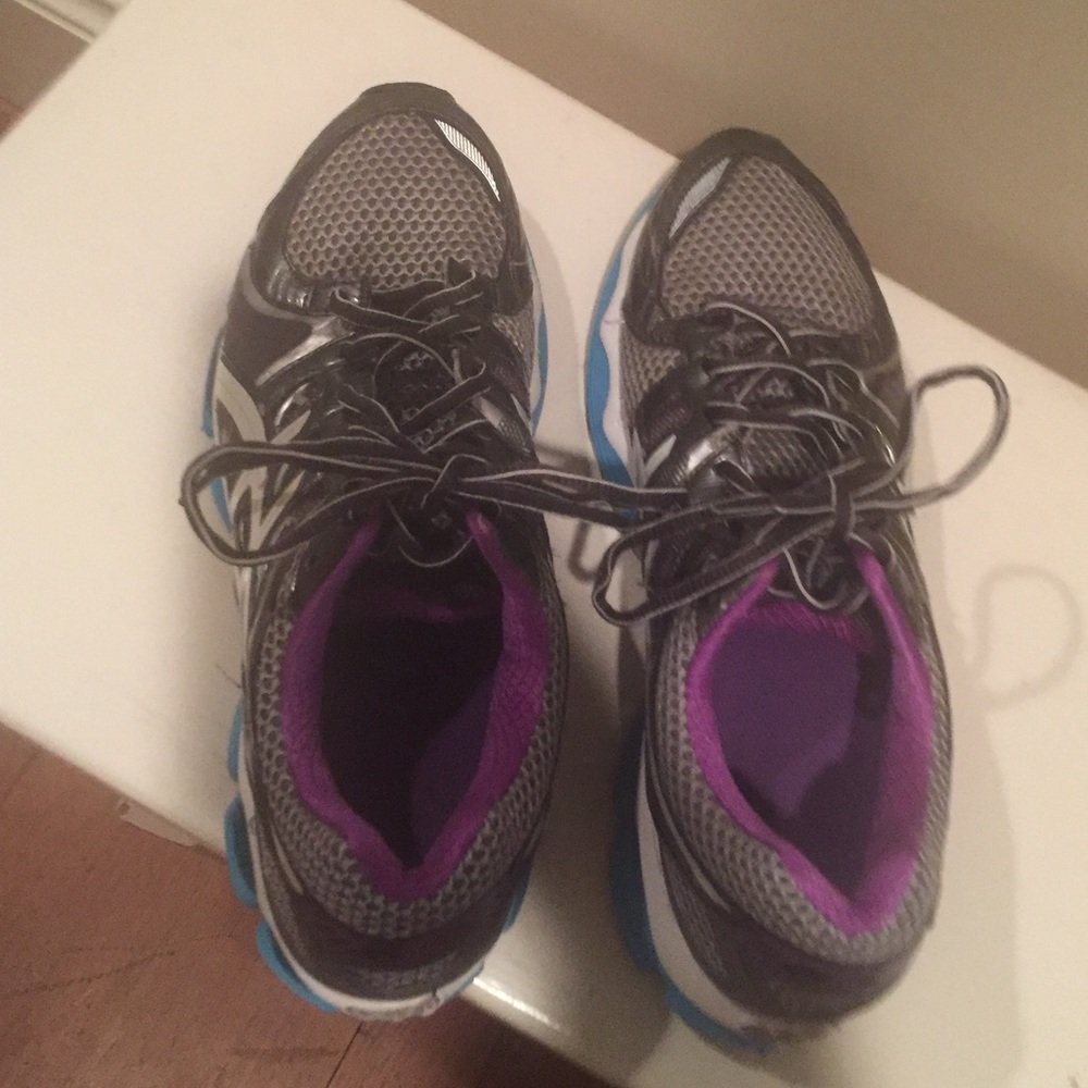 Asics Gel Nimbus Running Shoes