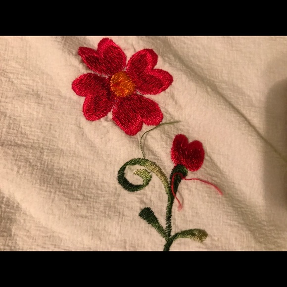 white mini dress with red embroidery flowers 🌺 - Picture 4 of 5