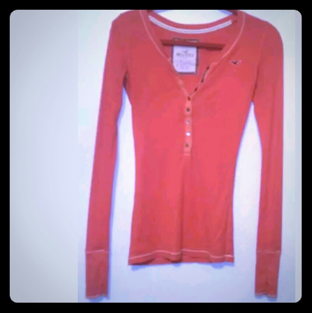 Large long sleeve hollister shirt botton