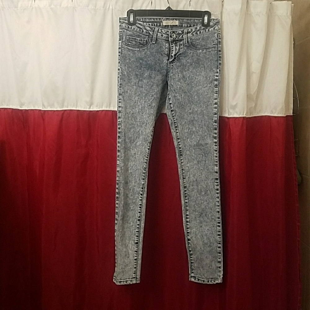 Bullhead skinny jeans