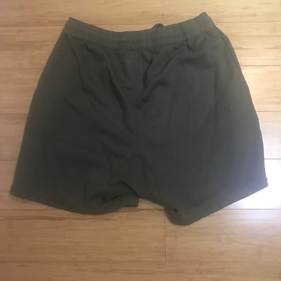 Fear of God FoG x PacSun Sweat Shorts Olive Green - Picture 2 of 4