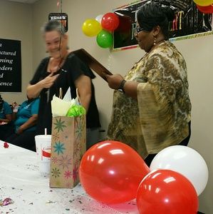 Meet your Posher, Lisa