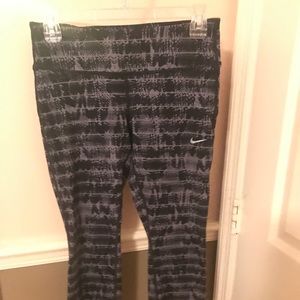 Nike Dri-Fit Leggings Pants Size Small