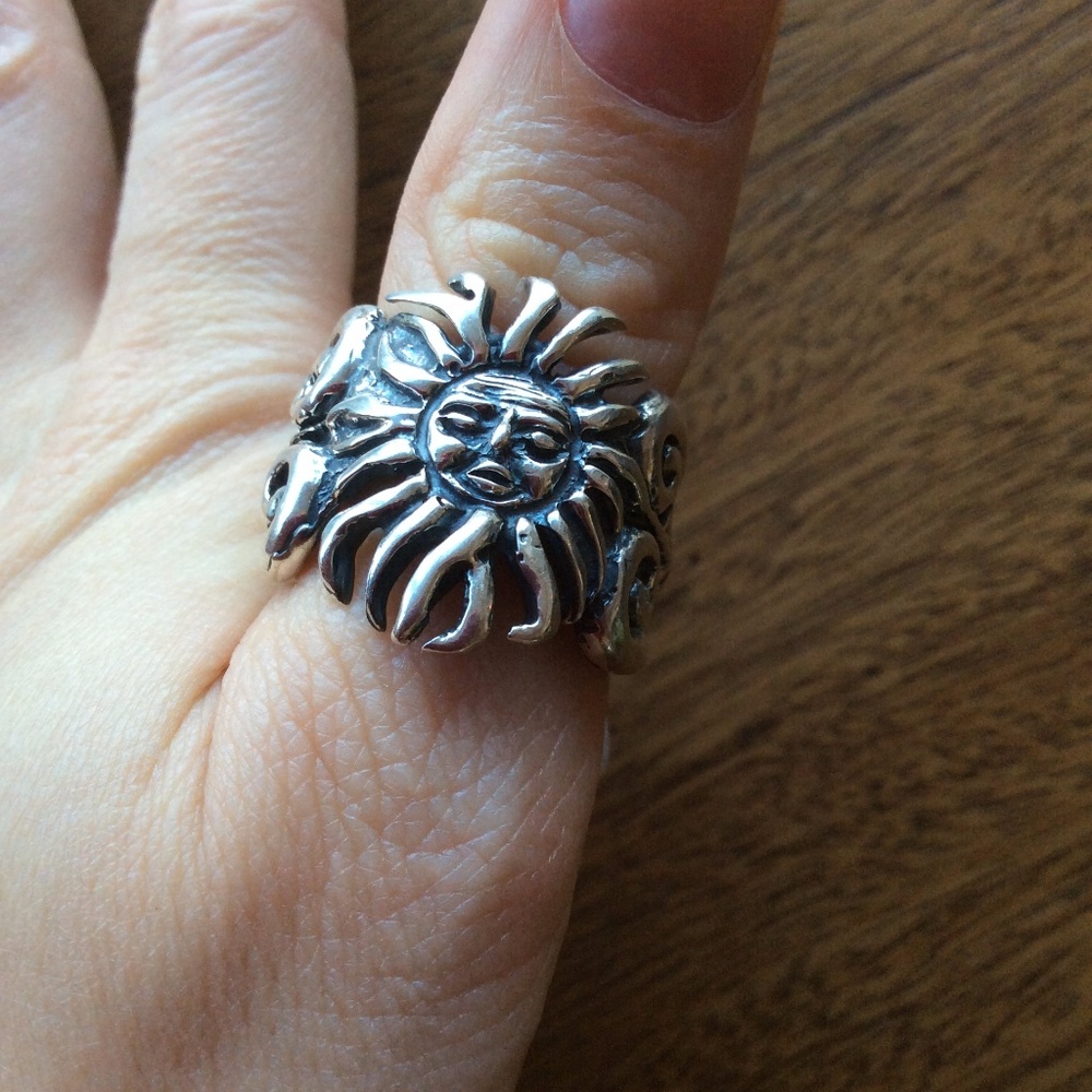 RETIRED LISTING 925 Silver Vintage SUN God Ring - Picture 3 of 7
