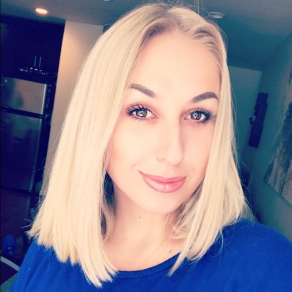 Meet your Posher, Maria - Picture 1 of 1