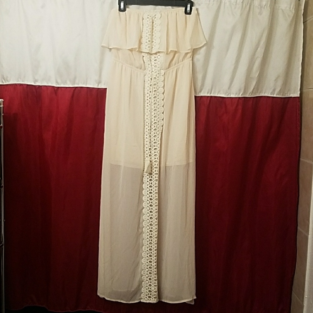 Strapless dress