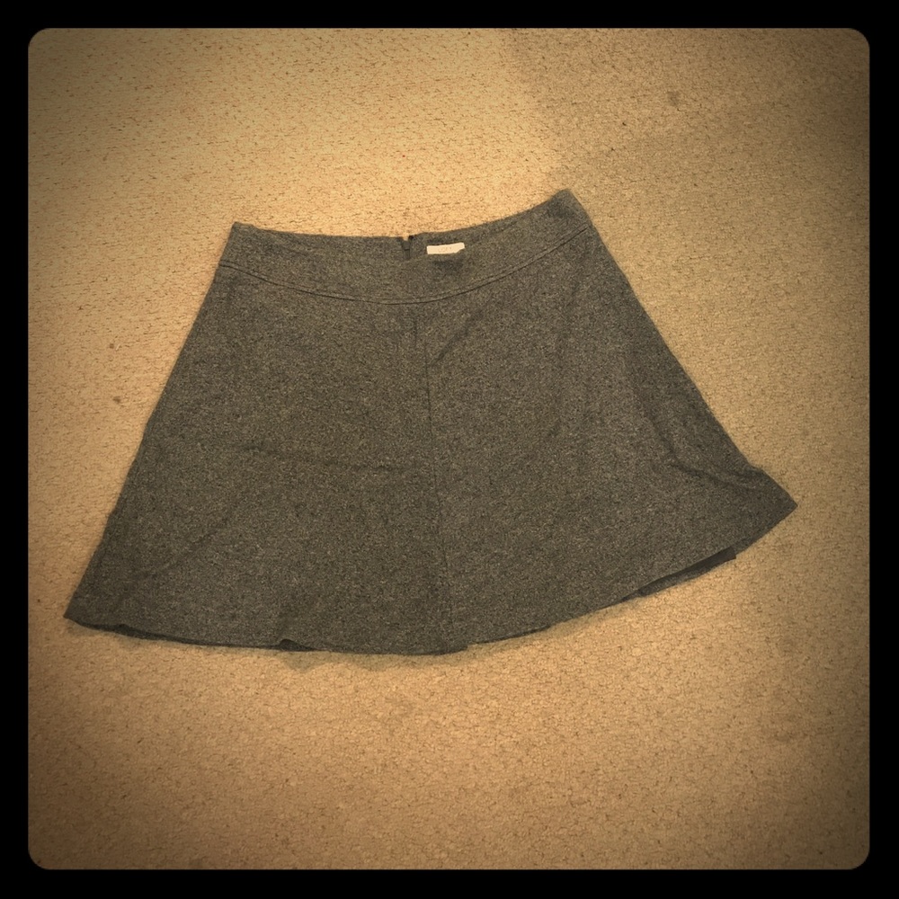 LOFT Size 14 Gray A-line Skirt ❄️❄️