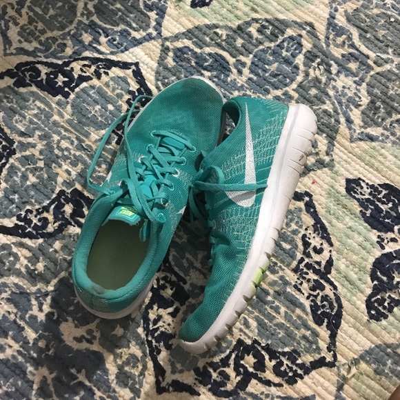 Nike Fury Running Shoes - Picture 1 of 1