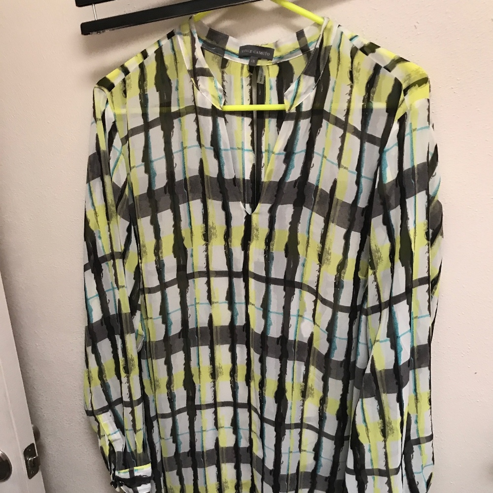 NWOT Vince Camuto plus Watercolor plaid blouse