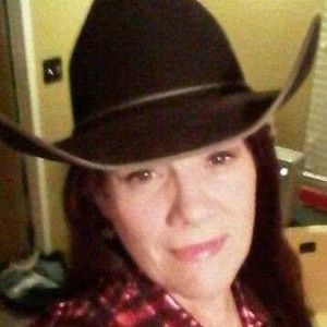 Meet your Posher, Beverly