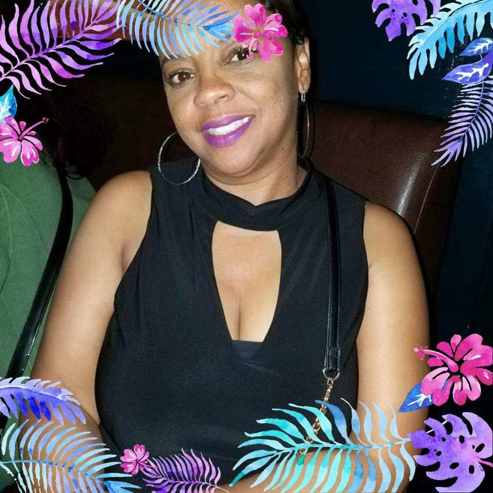 Meet your Posher, Sandi