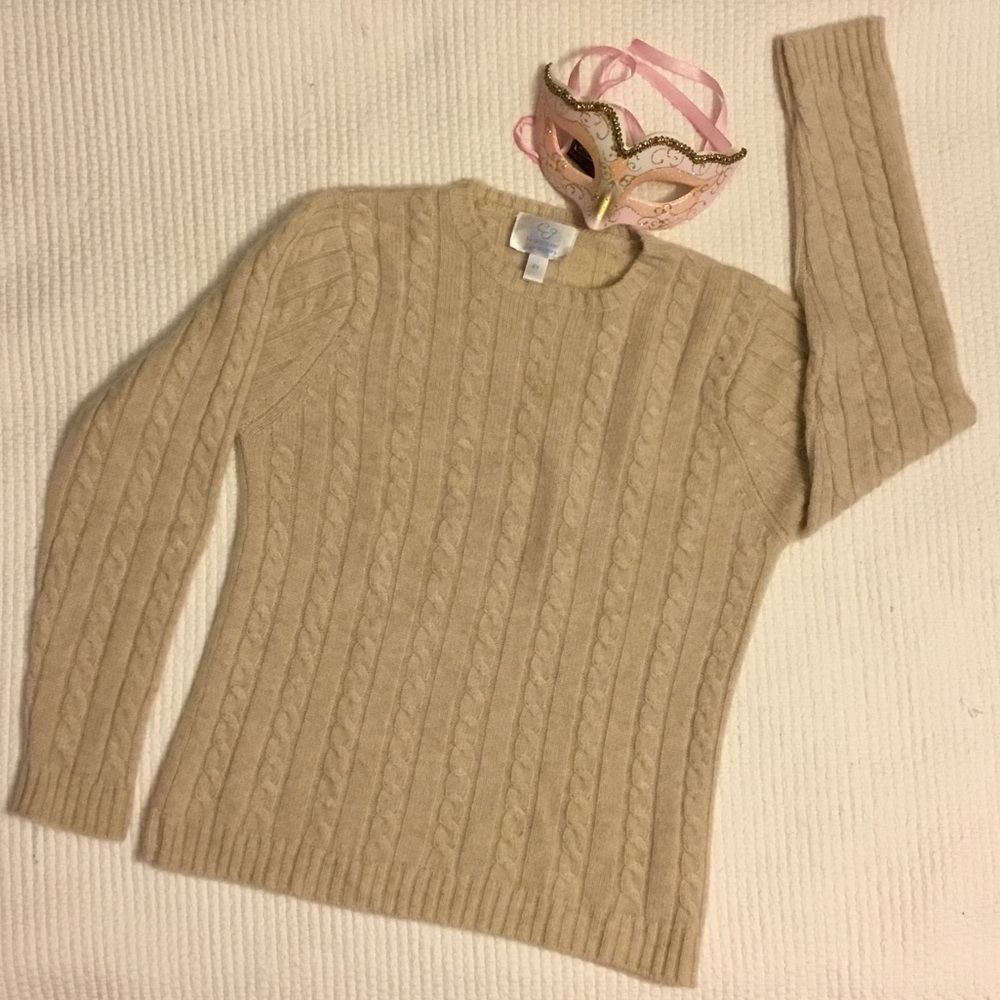 Pure cashmere sweater by Carolina Zapf - like new
