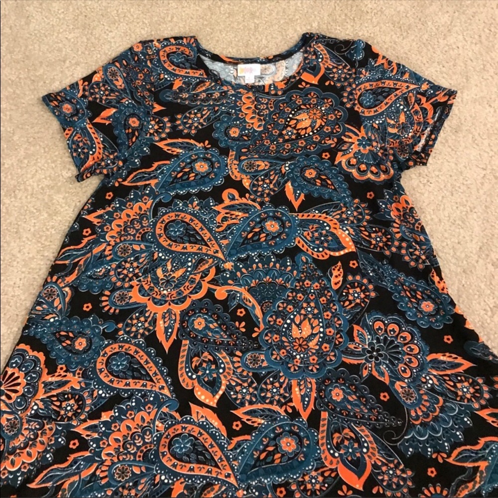Lularoe Carly size large