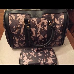 Fashionable Boston Style Bag w/ Wallet