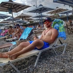 Meet your Posher, Yannis