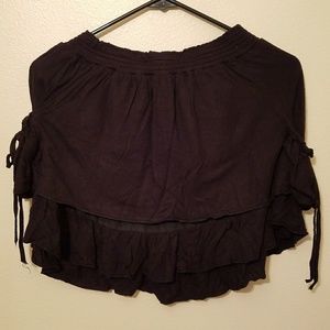 Rue 21 Black layer skirt with side pockets