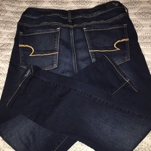 American Eagle skinny jeans!  EUC!