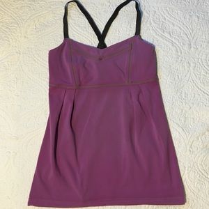 Lululemon tank with built in bra size 6