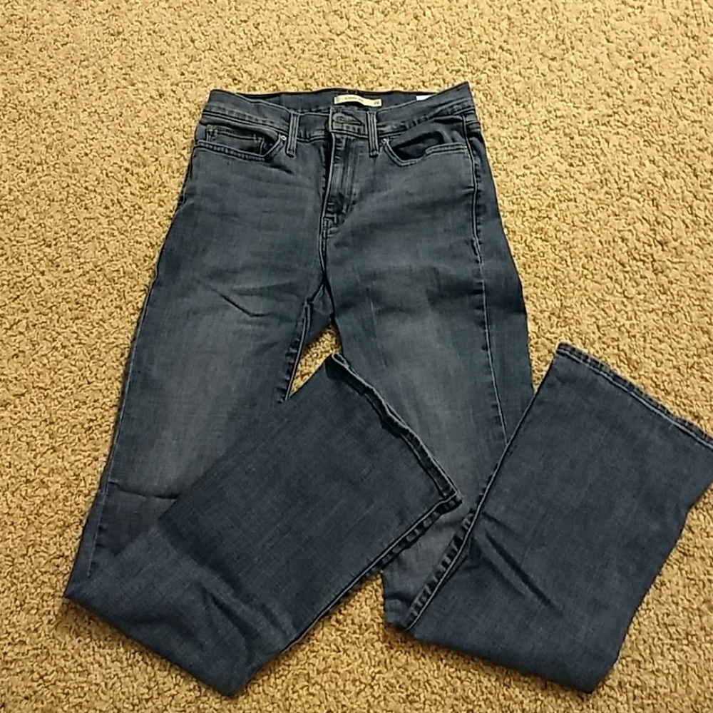 Levi's slimming boot cut jeans