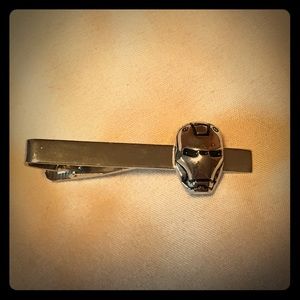 Men’s Ironman Tie-clip