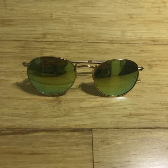 Ray-Ban Gold Metal Sunglasses Circular Green Lense - Picture 2 of 5