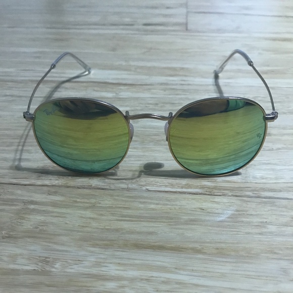 Ray-Ban Gold Metal Sunglasses Circular Green Lense - Picture 1 of 5