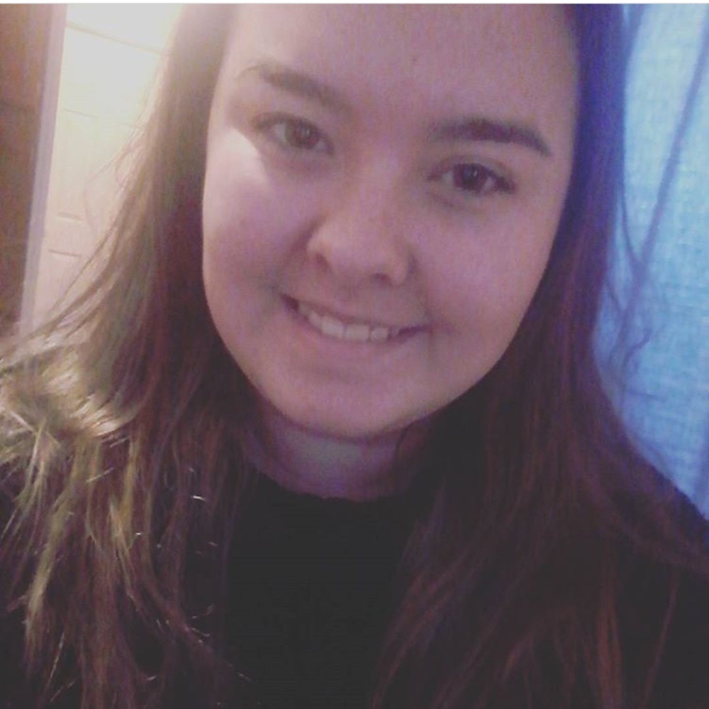 Meet your Posher, Julia