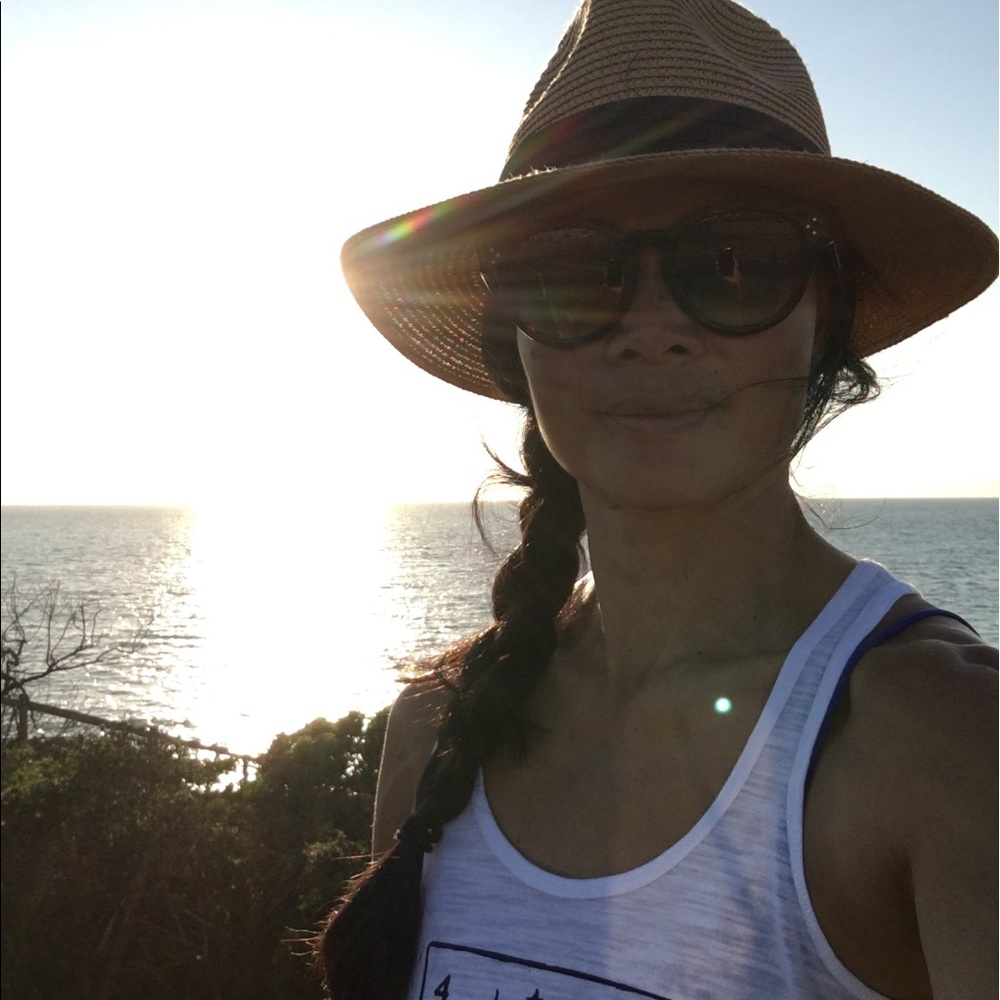 Meet your Posher, Olivia