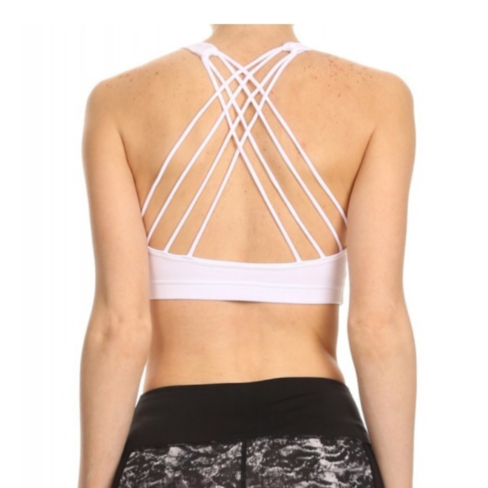Strappy criss cross sport yoga bra