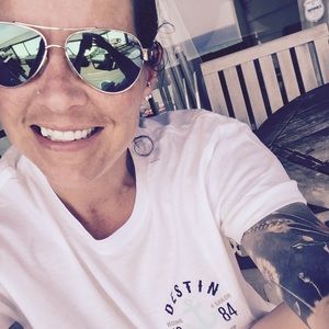 Meet your Posher, Debra