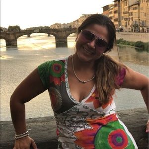 Meet your Posher, Angela