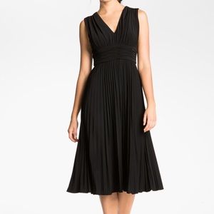 Suzi Chin for Maggy Boutique CLASSY BLACK DRESS! Suzi Chin for Maggy Boutique CLASSY BLACK DRESS!