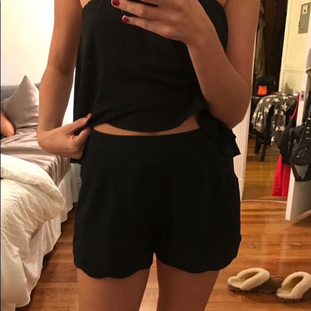 Adorable Scalloped Shorts 🐶