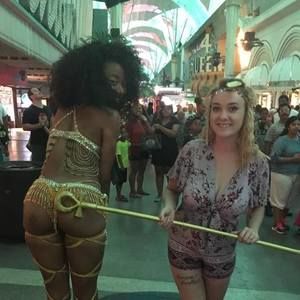 Meet your Posher, Rose