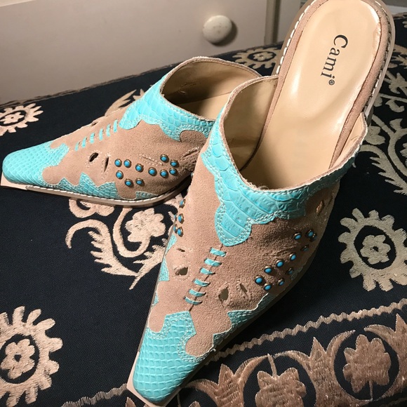 Item #148 Slip-on Mules for the unconventional Cowgirl - Picture 3 of 5