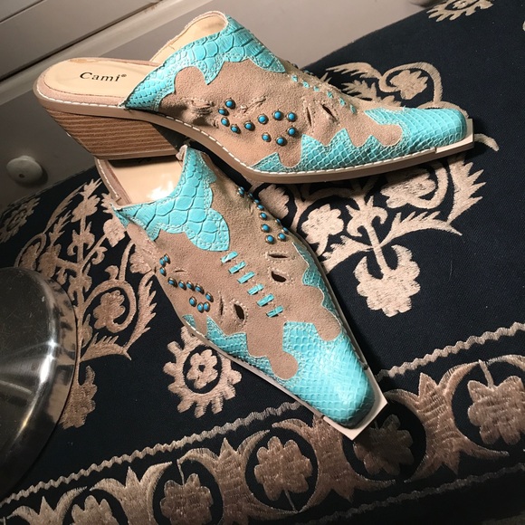 Item #148 Slip-on Mules for the unconventional Cowgirl - Picture 5 of 5