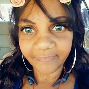 Meet your Posher, Sonia