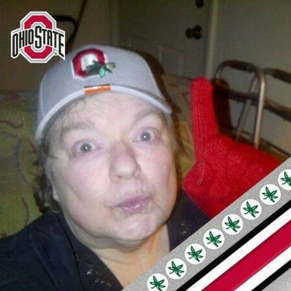 Meet your Posher, Edna - Picture 1 of 1